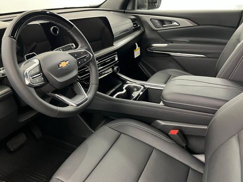 New 2026 Chevrolet Traverse LT w/ Enhanced Driving Package image 16