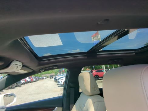 Used 2019 Cadillac XT5 Luxury AWD/4WD image 21