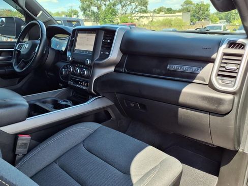 Used 2022 RAM 1500 Big Horn AWD/4WD image 11