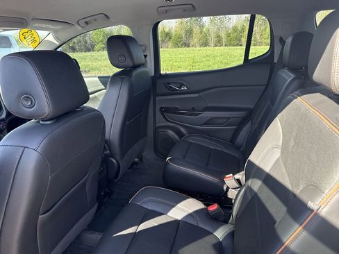 Certified 2023 GMC Acadia AT4 w/ Technology Package AWD/4WD image 32