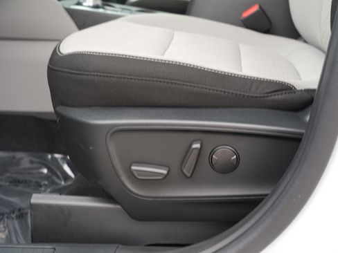 Used 2024 Ford Escape Active w/ Tech Pack #2 AWD/4WD image 17