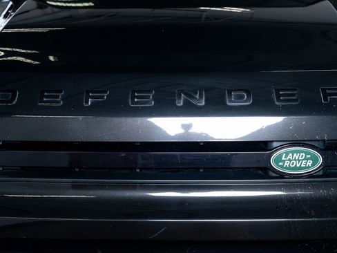 Used 2023 Land Rover Defender 110 X image 16