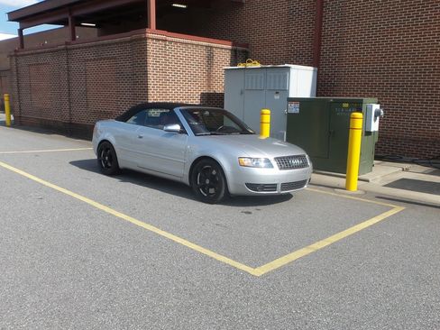 Used 2005 Audi S4 Cabriolet image 3