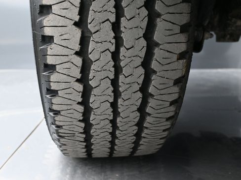 Used 2024 RAM 2500 Limited image 18