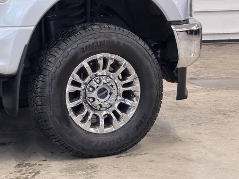 Used 2022 Ford F250 XLT w/ XLT Premium Package image 18