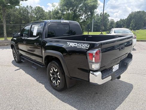 Used 2020 Toyota Tacoma TRD Off-Road AWD/4WD image 5