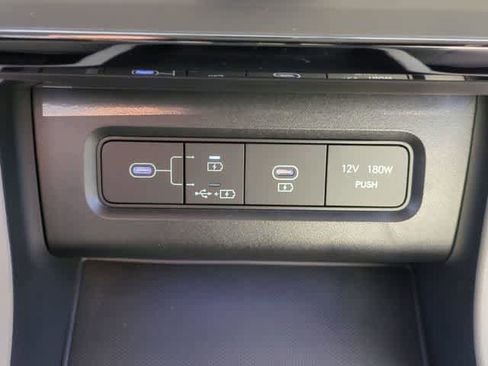 Certified 2025 Hyundai Tucson SEL image 32