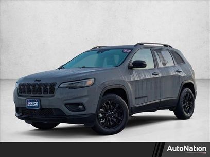 Used 2023 Jeep Cherokee Altitude Lux