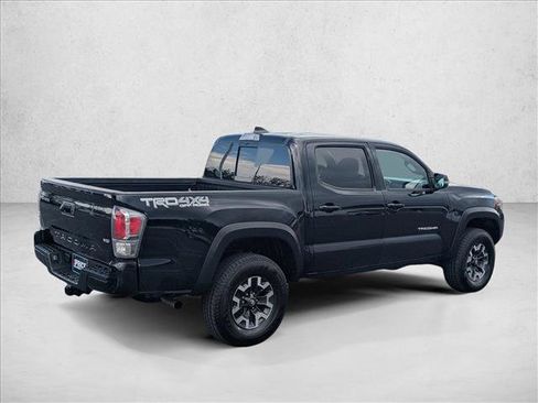 Used 2021 Toyota Tacoma TRD Off-Road w/ Technology Package AWD/4WD image 5