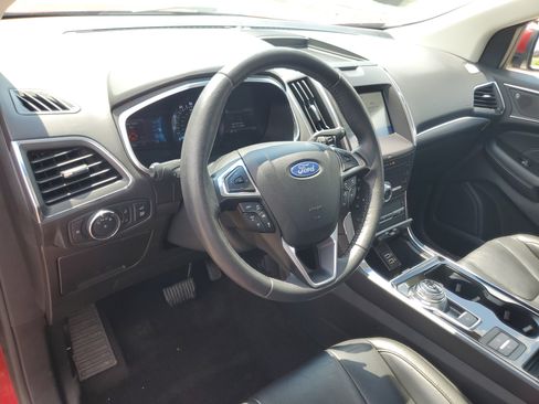 Used 2020 Ford Edge Titanium AWD/4WD image 13