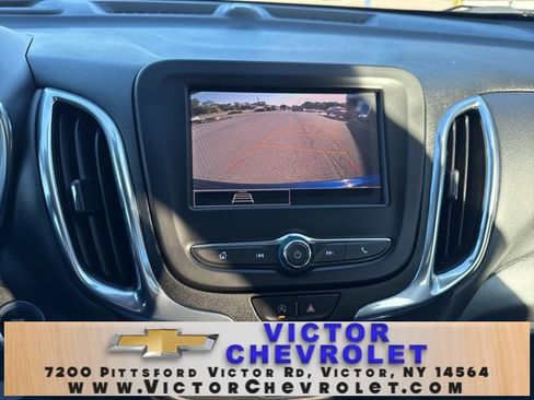 Used 2022 Chevrolet Equinox LT image 21