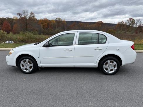 Used 2007 Chevrolet Cobalt LS w/ Enhanced Safety Package image 5