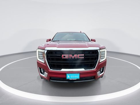Used 2023 GMC Yukon XL SLE image 3