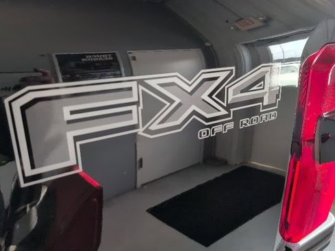 New 2026 Ford F350 Lariat w/ Black Appearance Package AWD/4WD image 9