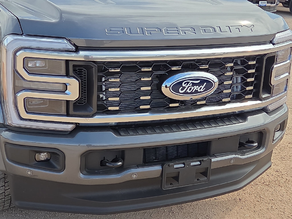 New 2027 Ford F450 Platinum w/ FX4 Off-Road Package AWD/4WD image 9