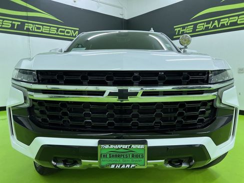 Used 2023 Chevrolet Tahoe 4WD image 3