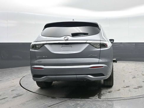 Used 2024 Buick Enclave Avenir image 10
