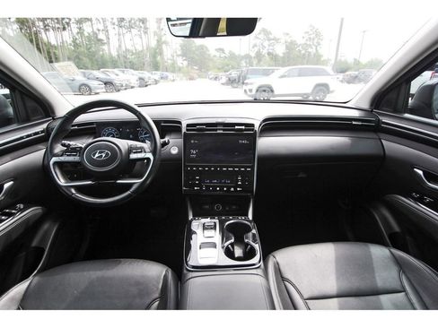 Used 2022 Hyundai Tucson Limited image 12