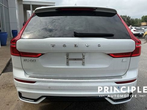 Certified 2023 Volvo XC60 T8 Plus AWD/4WD image 10