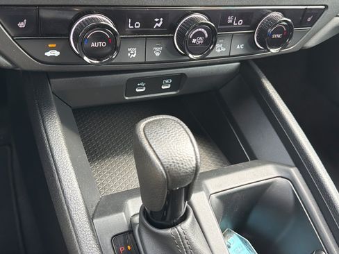 Used 2023 Honda Accord EX image 22
