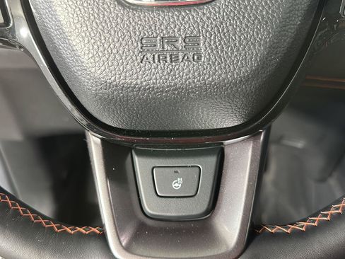 Used 2025 Honda Pilot TrailSport image 15