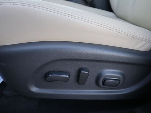 Certified 2024 Nissan Murano SV image 18