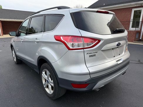 Used 2014 Ford Escape SE w/ Equipment Group 201A image 5