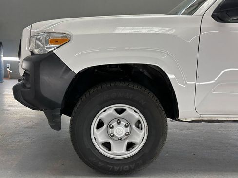 Used 2021 Toyota Tacoma SR RWD image 5