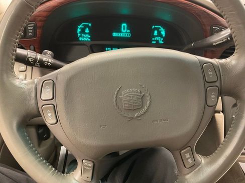 Used 2000 Cadillac De Ville w/ Comfort/Convenience Pkg image 16