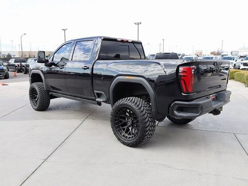 Used 2024 GMC Sierra 3500 Denali w/ Denali Reserve Package AWD/4WD image 4