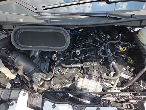 New 2025 Ford Transit 250 148 Medium Roof Extended AWD image 23