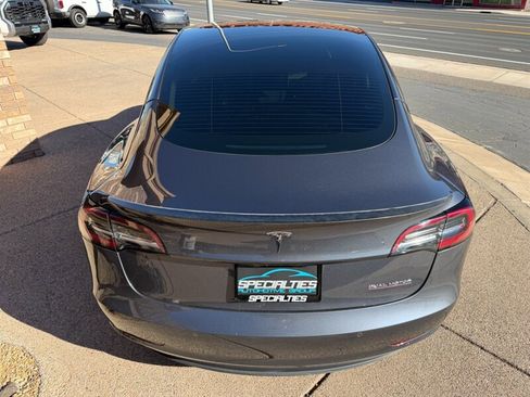 Used 2022 Tesla Model 3 Performance image 20
