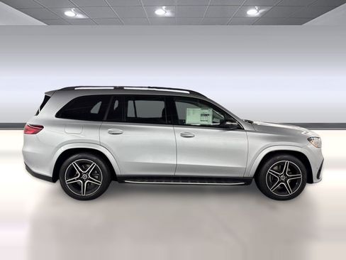 New 2026 Mercedes-Benz GLS 450 4MATIC image 8