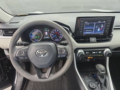 Used 2021 Toyota RAV4 XLE w/ Convenience Package AWD/4WD image 11