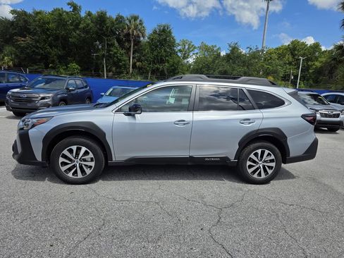 Used 2025 Subaru Outback Premium w/ Popular Package #1A AWD/4WD image 5