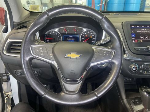 Certified 2021 Chevrolet Equinox LT AWD/4WD image 11