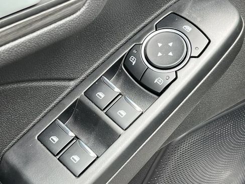New 2024 Ford Escape SE w/ PHEV Premium Package FWD image 15