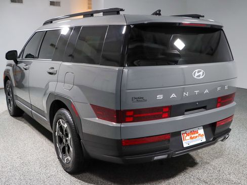 Used 2025 Hyundai Santa Fe SEL FWD image 9