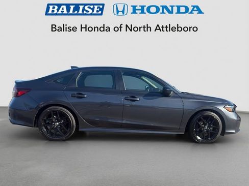 Used 2025 Honda Civic Sport image 9