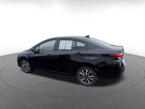 Used 2025 Nissan Versa SV image 10