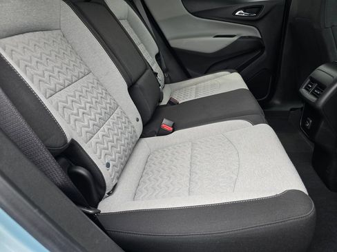 Used 2022 Chevrolet Equinox LT FWD image 16