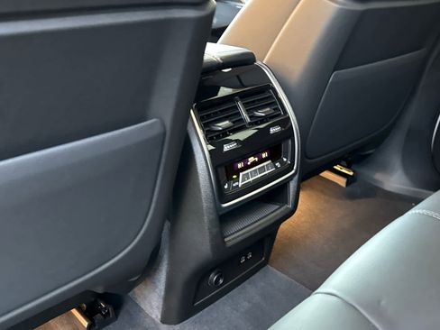 Certified 2025 BMW X5 M60i w/ Executive Package image 16