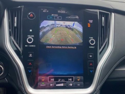 Used 2024 Subaru Outback Premium w/ Popular Package #1A image 26