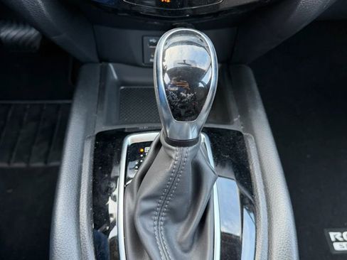 Used 2017 Nissan Rogue Sport SV image 26