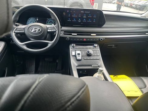Certified 2025 Hyundai Palisade Limited AWD/4WD image 21