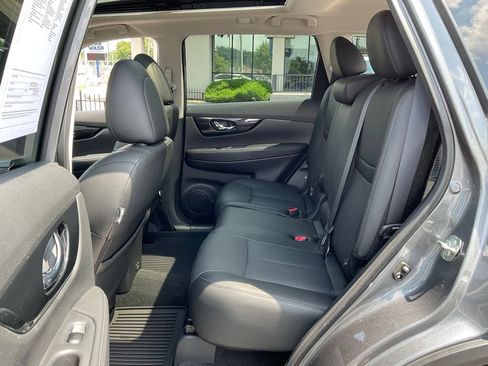 Used 2020 Nissan Rogue SL w/ Premium Package AWD/4WD image 22