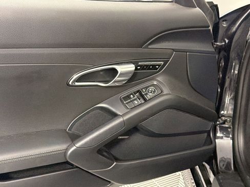 Used 2014 Porsche Boxster S RWD image 15