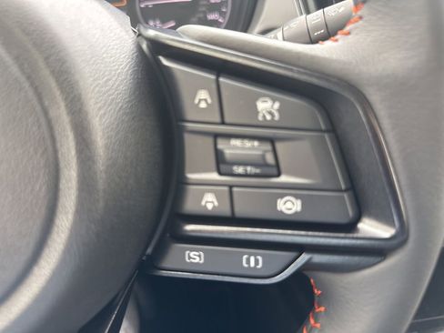 Certified 2025 Subaru Crosstrek 2.5i Limited w/ Crosstrek Mirror Package image 17