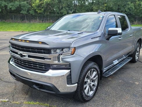 Used 2022 Chevrolet Silverado 1500 LT w/ Bed Protection Package AWD/4WD image 5