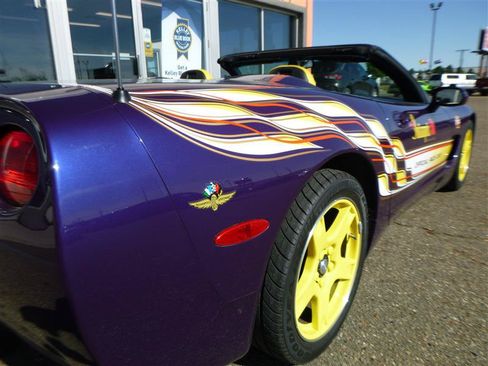 Used 1998 Chevrolet Corvette Convertible w/ Memory Pkg RWD image 6